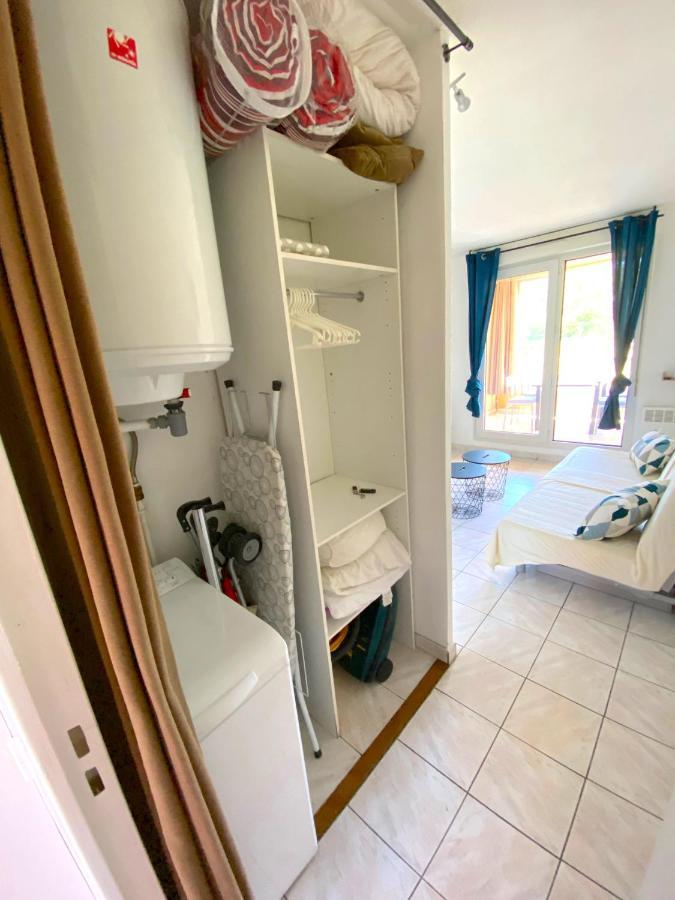Appart 4 Pers Dans Residence Avec Piscine A 10 Min De La Plage Sanary-sur-Mer Zewnętrze zdjęcie